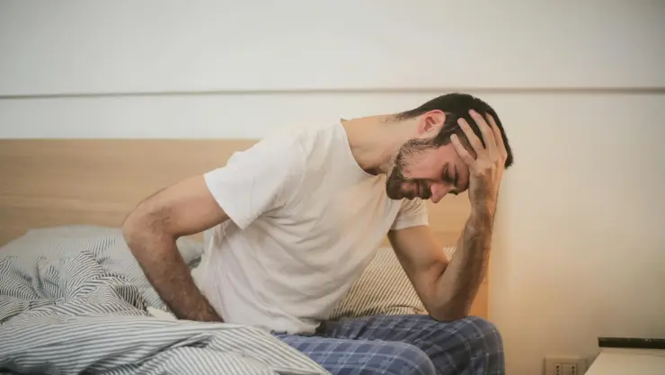 ¿Resaca de Año Nuevo? Estos son algunos trucos para decirle adiós a la ‘cruda’ e iniciar bien el 2025