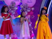 Participantes de Miss Alegría cantan en el Día de las Madres