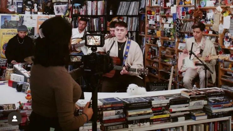 El cantante chihuahuense Kevin Kaarl estrena concierto y canción en Tiny Desk