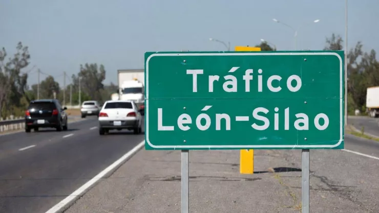¿Choque matutino sobre la carretera León-Silao Así está el tráfico vehicular hoy miércoles 18 de febrero.jpg