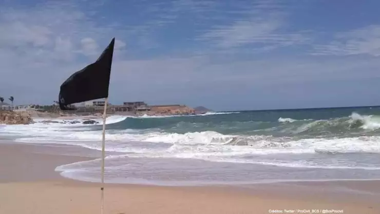 Baja California los cabos huracán.jpg