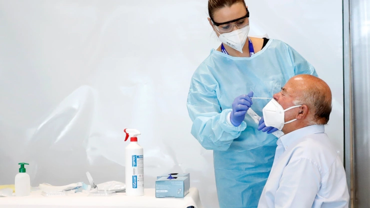 Países más pobres recibirán 120 mln de tests del coronavirus a 5 dlr la unidad: OMS