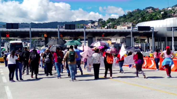 Hay paso en la caseta de Tlalpan en la México-Cuernavaca HOY 15 de junio.