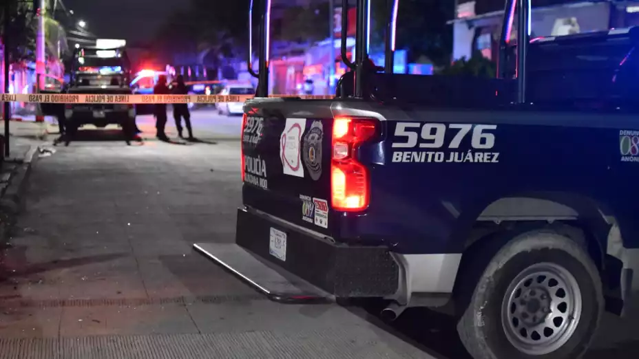Persona baleada en la región 99 de Cancún