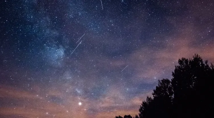 Lluvia de estrellas Perseidas 2025: ¿Cuándo y cómo verlas desde México?