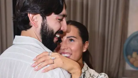 Él es el PROMETIDO de Aneliz Aguilar, hija mayor de Pepe Aguilar y hermana de Ángela Aguilar