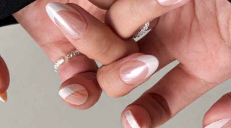 uñas gelish.png