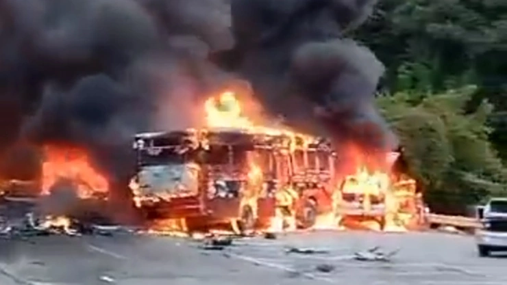 explota camión venezuela.jpg