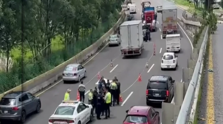 El guardia de seguridad del camión también resultó herido en la México-Toluca.