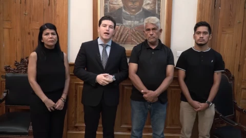 Samuel García padre Yolanda Martínez