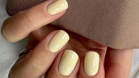 uñas largas para lucir en Año Nuevo