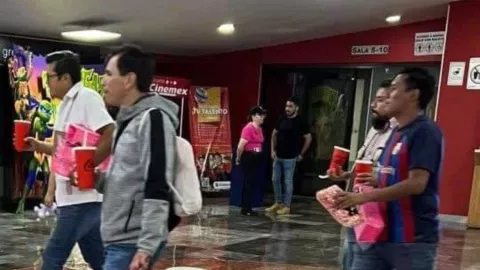 Barbie-vasos-coleccionables-reventa-México