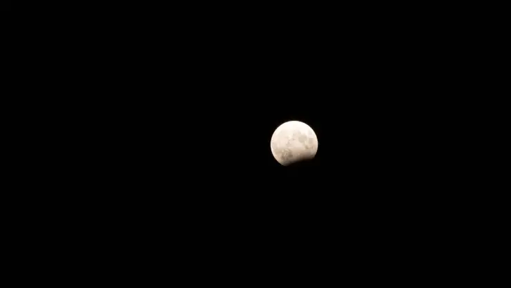 primer eclipse lunar total del 2025