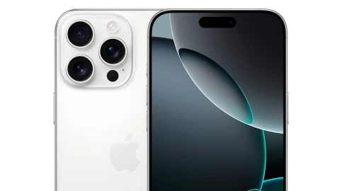 El Samsung S22 Ultra se mide frente al iPhone 16 Pro Max en precio y características