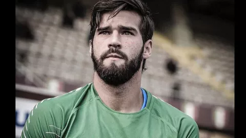 1. Alisson Becker