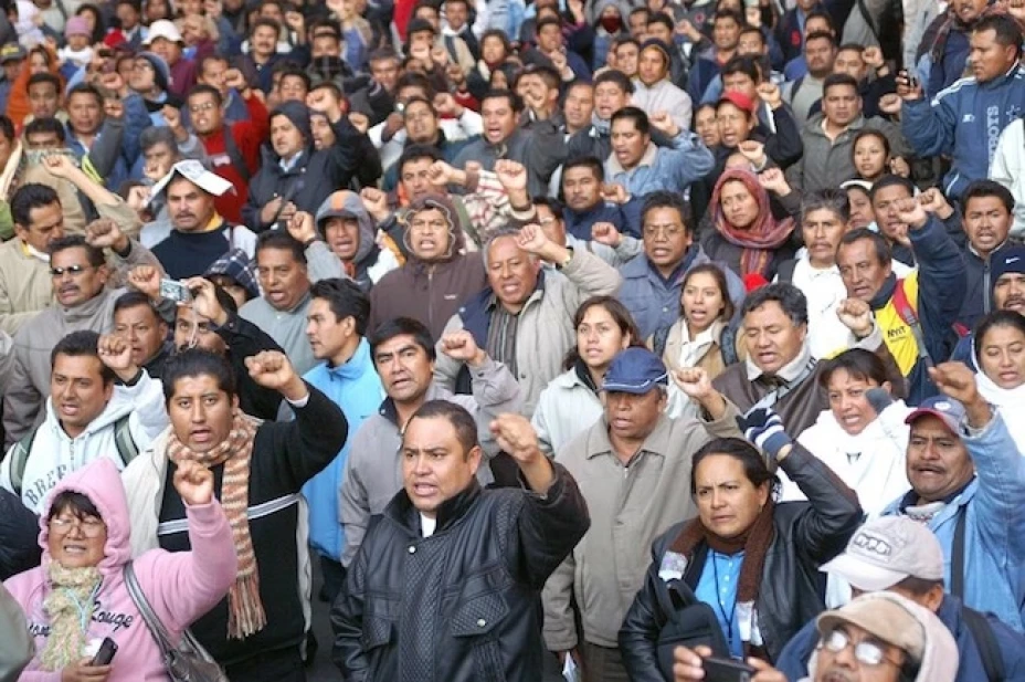 Integrantes del FUL-APPO tratan de hacer un boicot
