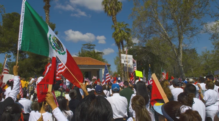 Marcha de inmigrantes mexicanos en California