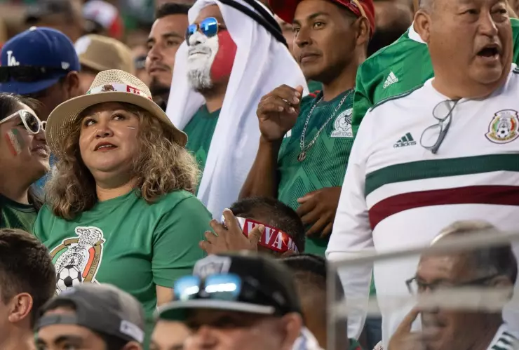Aficionado apuñalado en el SoFi Stadium de Los Angeles