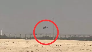 Captan el instante en que un avión pierde control y se impacta durante exhibición aérea en Dubái