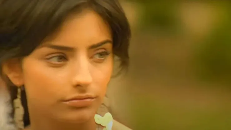Celebridades que fueron modelos de videos musicales - Aislinn Derbez
