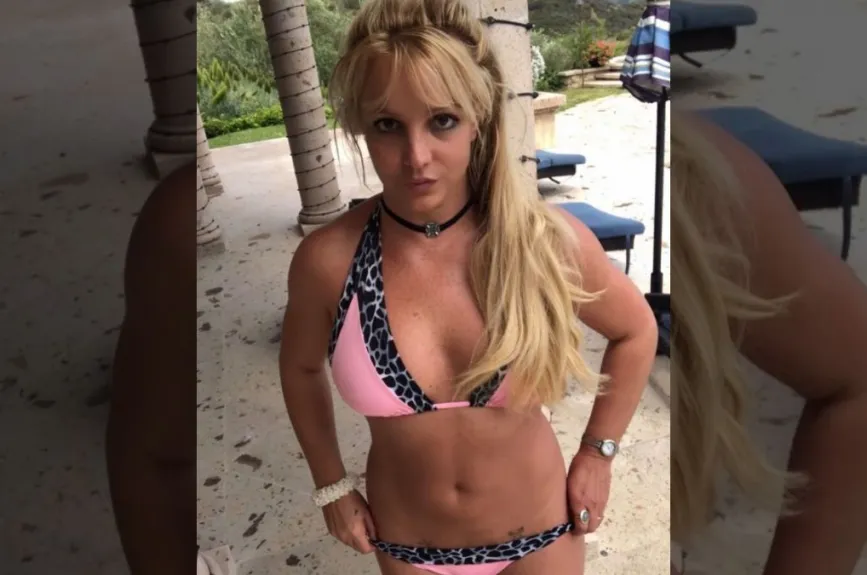 Britney en bikini.jpg