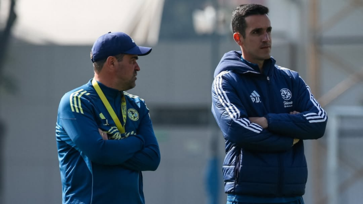 André Jardine en el entrenamiento de Club América