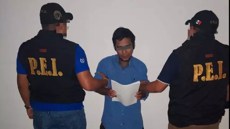 Detienen a sujeto acusado de fraude en presunta venta de automóviles