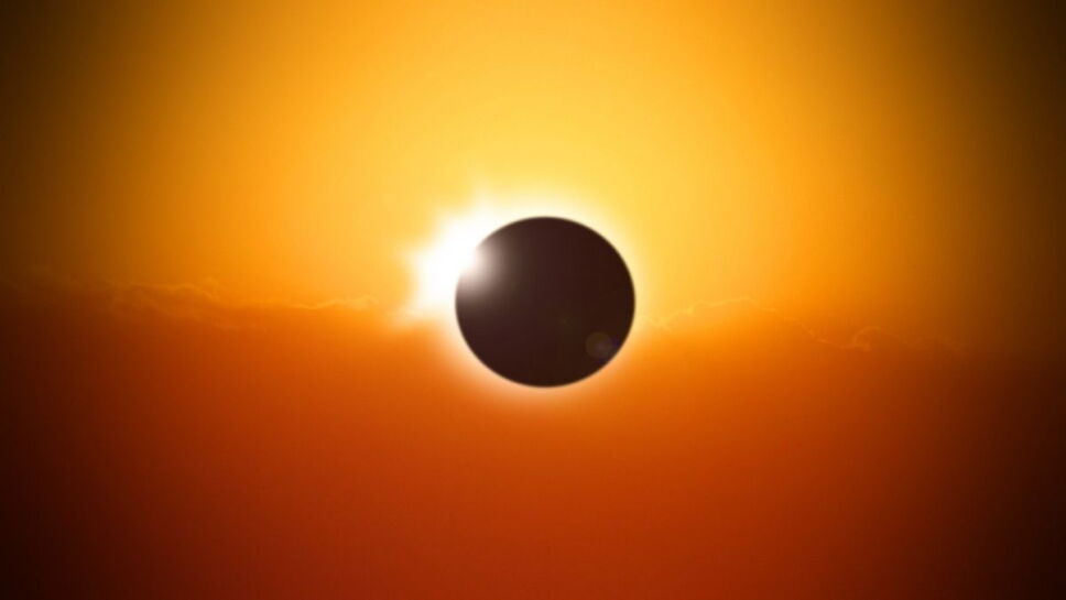 Eclipse solar, cuernos, Sol A.jpg