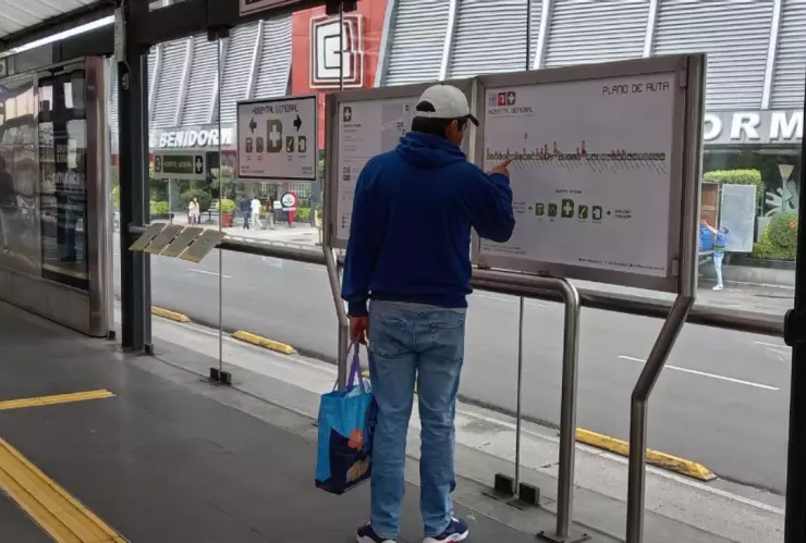 Metrobús hoy 16 de septiembre con cortes a su circulación en cinco de sus Líneas