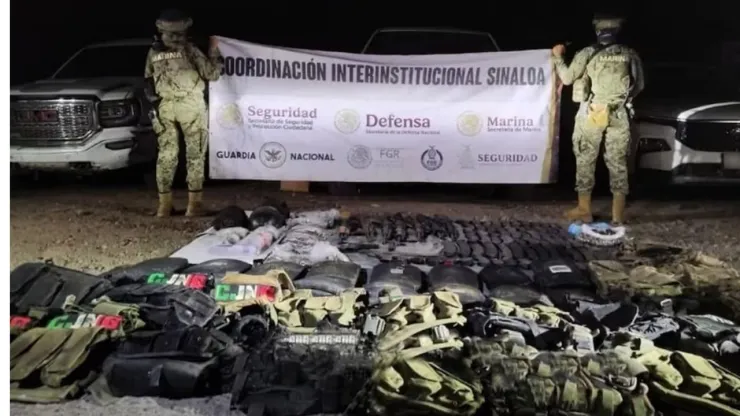 Sinaloa alianza Chapitos CJNG arsenal autos