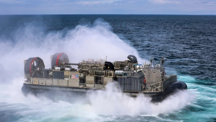 El Pentágono revela videos del despliegue naval de Estados Unidos en el Atlántico