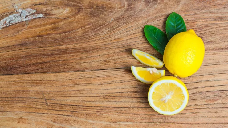 ¿Cargar limones al viajar en auto en carretera? Te contamos por qué