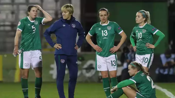 fifa futbolistas licencia maternidad.jpg