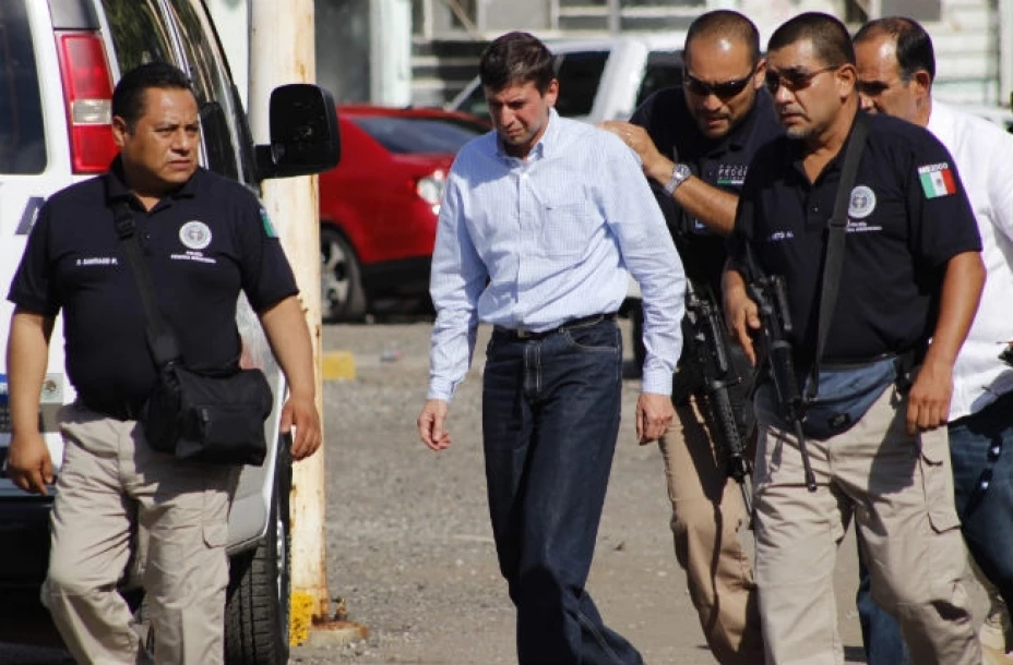 El ex tesorero José Sáiz Pineda ex colaborador de Andrés Granier, fue detenido por elementos de la PGR y puesto a disposición de la PGJE