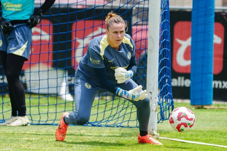 Sandra-Paños-entrenando-con-América-Femenil.jpg