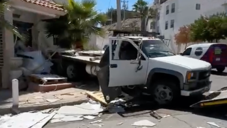 Choque en avenida Francisco Villa.