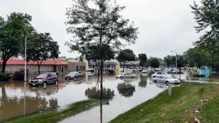 ¿Qué daños puede sufrir tu auto si quedas atrapado en una inundación?