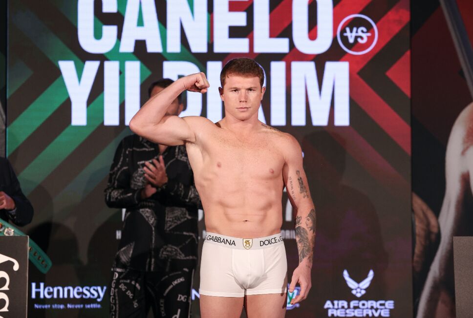 Canelo Álvarez vs Avni Yildirim pesaje de la pelea