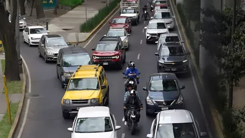 Hoy no circula sabatino 5 abril 2025 Cdmx y Edomex