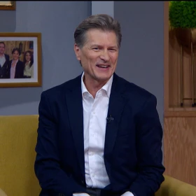 Enrique de la Madrid presenta el nuevo programa de Azteca UNO, “¿Quién quiere ser millonario”