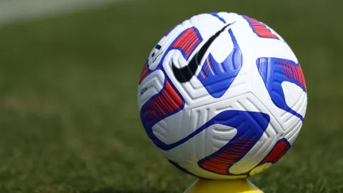 Aunque las marcas de balones de futbol innovan en los diseños, los hexágonos y pentágonos no van a desaparecer