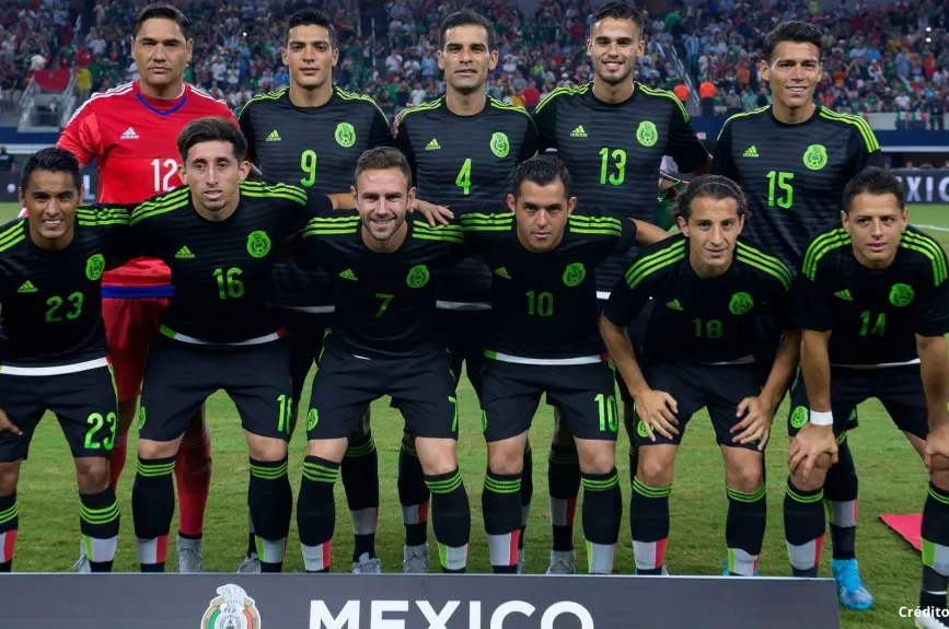 15 Uniformes seleccion mexicana mexico.jpg