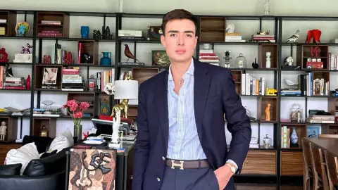 ¡Tragedia! Asesinan a “Micky Hair”, estilista de Ángela Aguilar; filtran imágenes fuertes