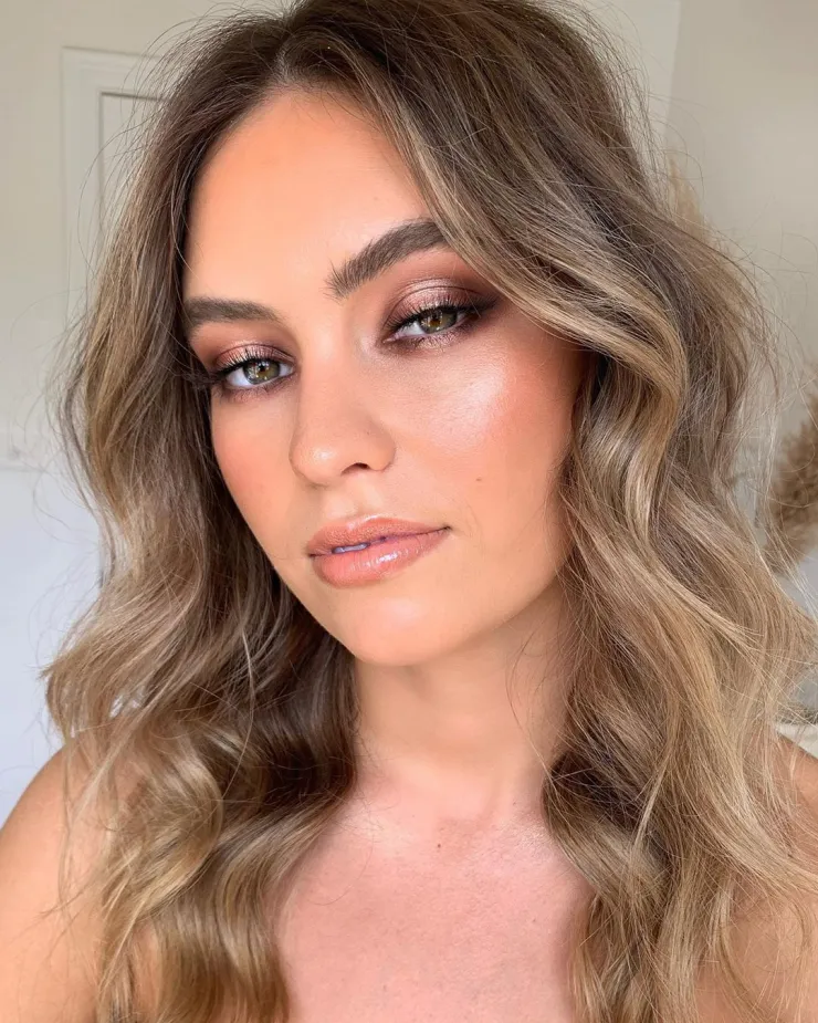 Sombra de ojos con efecto halo