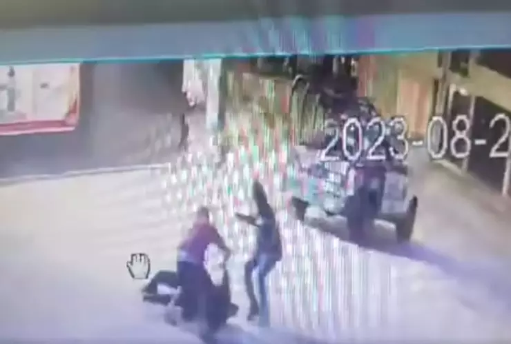 Policía de León es golpeado