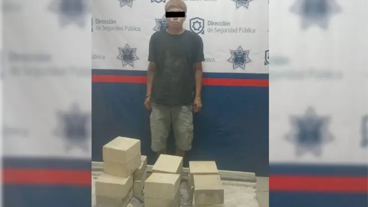 Joven-detenido-por-robo-de-ladrillos-en-Torreón.jpg
