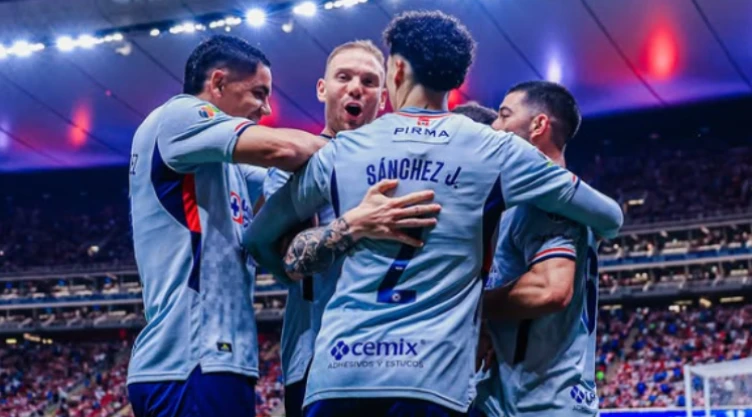 cruz-azul-regreso-sangre-azul-vuelta-chivas.png