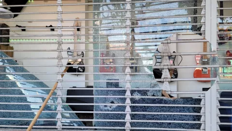 Roban famosa tienda de instrumentos en Culiacán, Sinaloa. .jpg