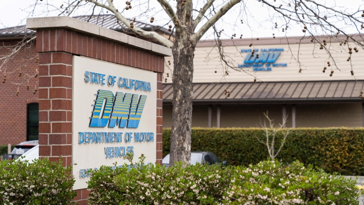 Oficinas del DMV en California