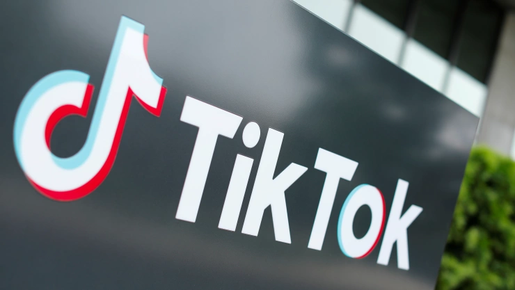 FILE PHOTO: The TikTok logo is pictured outside the company’s U.S. head office in California